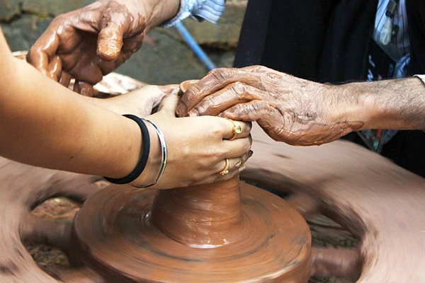 Artisants potiers et céramistes